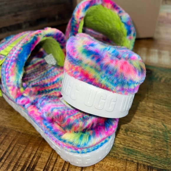 Ugg Fluffita bright multi color slippers. Slides. SZ. 8. NIB NWT - Picture 12 of 13